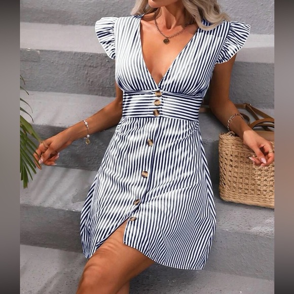 Boho navy blue plunging V neckline button detail dress - Picture 2 of 13